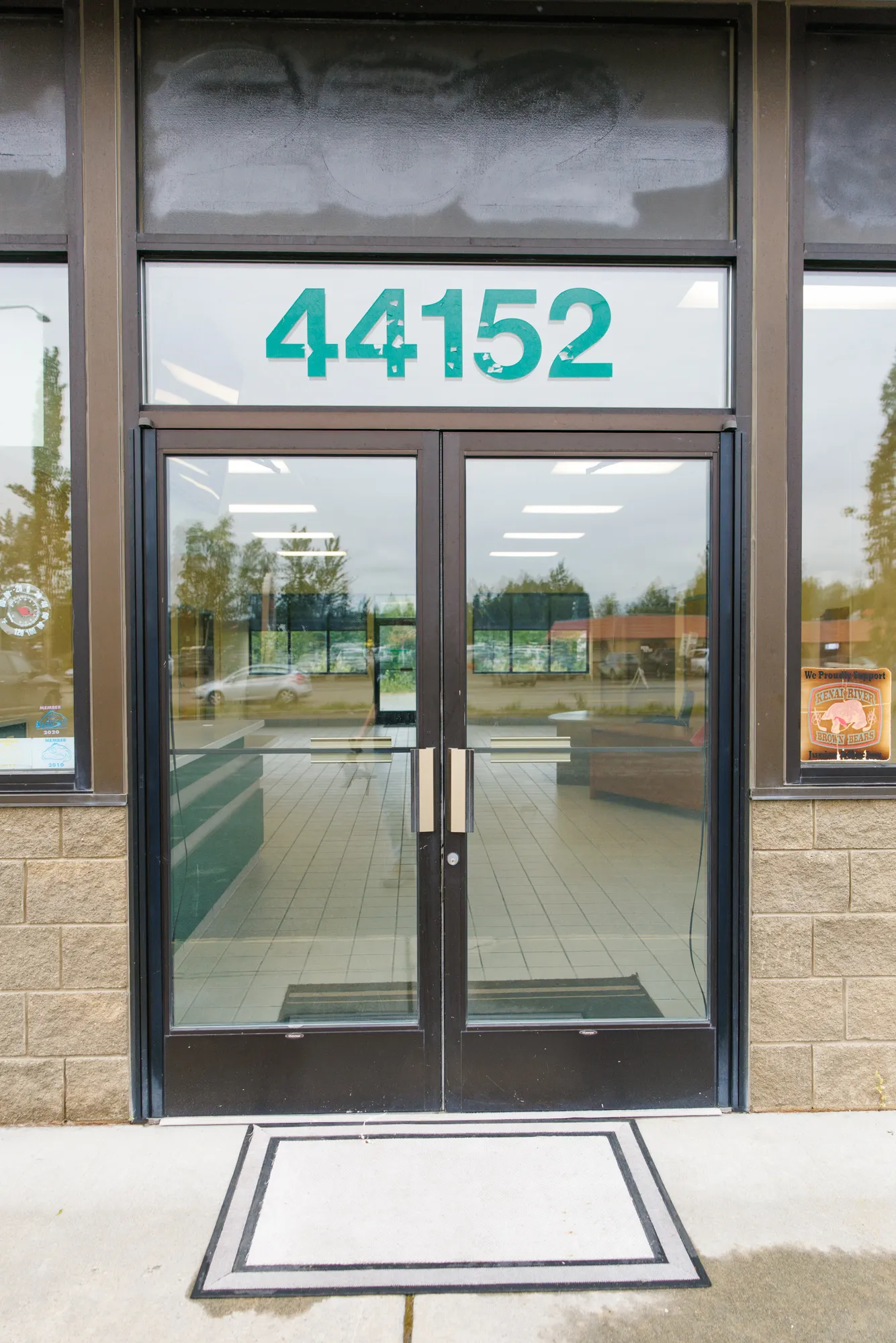 Front Entrance & 44152 Address Decals